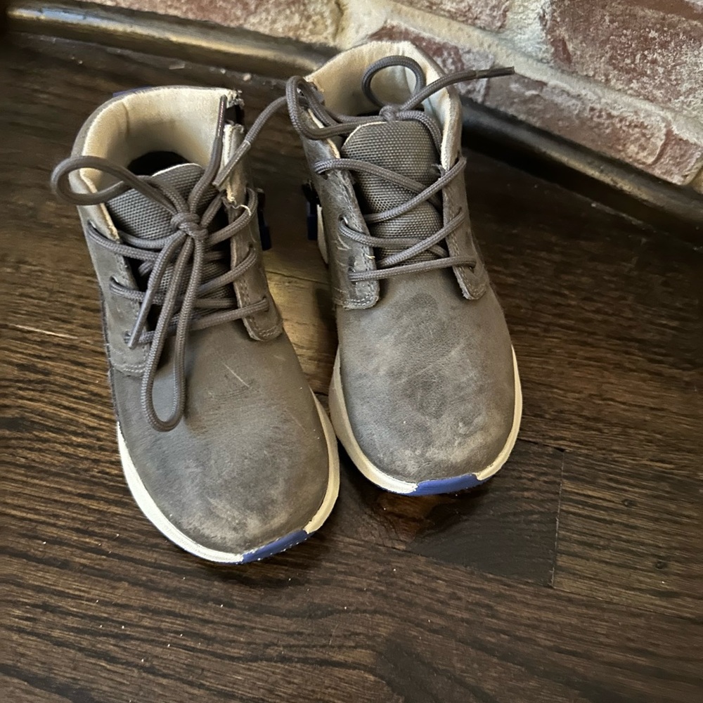 Toddler boy uggs
